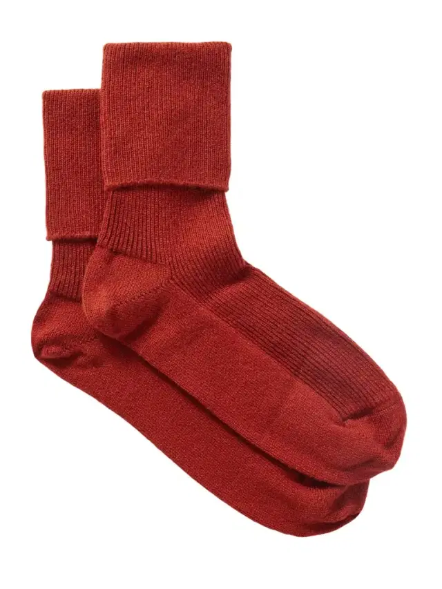 Ribbed Cashmere Socks