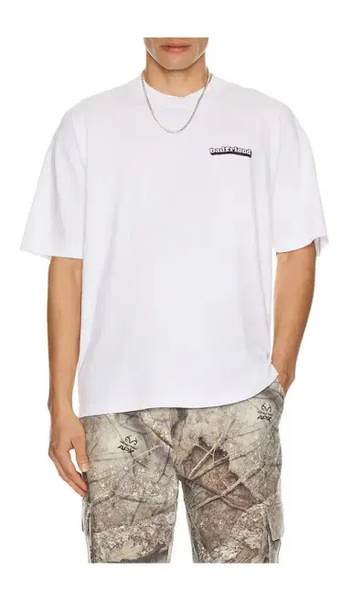 Badfriend Magnify Tee | Thumbnail 2