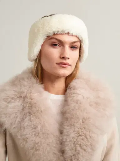 Yves Salomon Shearling Earmuffs | Thumbnail 2