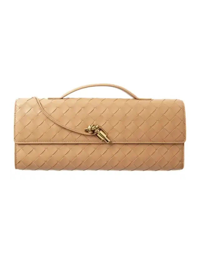 Andiamo Long Intrecciato Leather Clutch