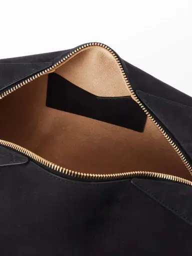 Alaïa Le Bulldog Medium Nubuck Shoulder Bag | Thumbnail 5 Alaïa Le Bulldog Medium Nubuck Shoulder Bag | Thumbnail 5