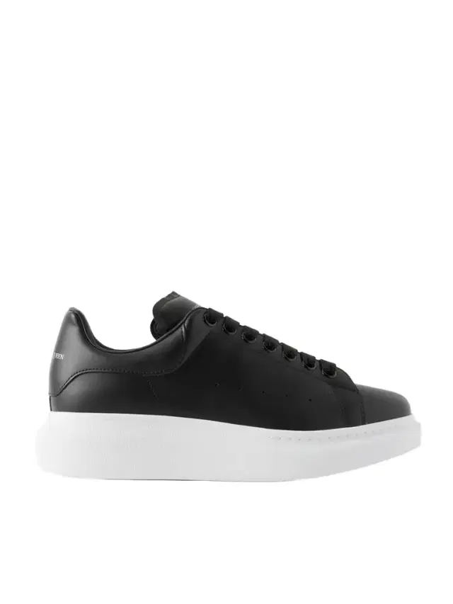 Exaggerated-sole Leather Sneakers