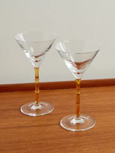 La DoubleJ Bamboo Set of Two Crystal Glass Martini Glasses - Men | Thumbnail 1