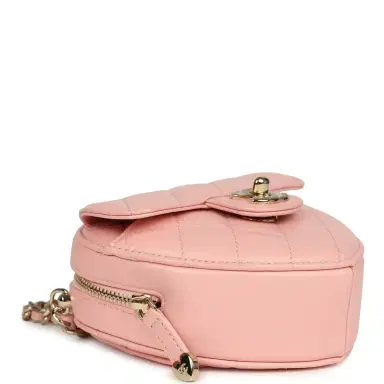 Chanel Chanel CC In Love Small Heart Bag with Chain Light Pink Lambskin Light Gold Hardware | Thumbnail 6 Chanel Chanel CC In Love Small Heart Bag with Chain Light Pink Lambskin Light Gold Hardware | Thumbnail 6