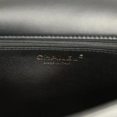 Chanel Chanel Medium Shearling Flap Bag Black Lambskin Brushed Gold Hardware | Thumbnail 9 Chanel Chanel Medium Shearling Flap Bag Black Lambskin Brushed Gold Hardware | Thumbnail 9