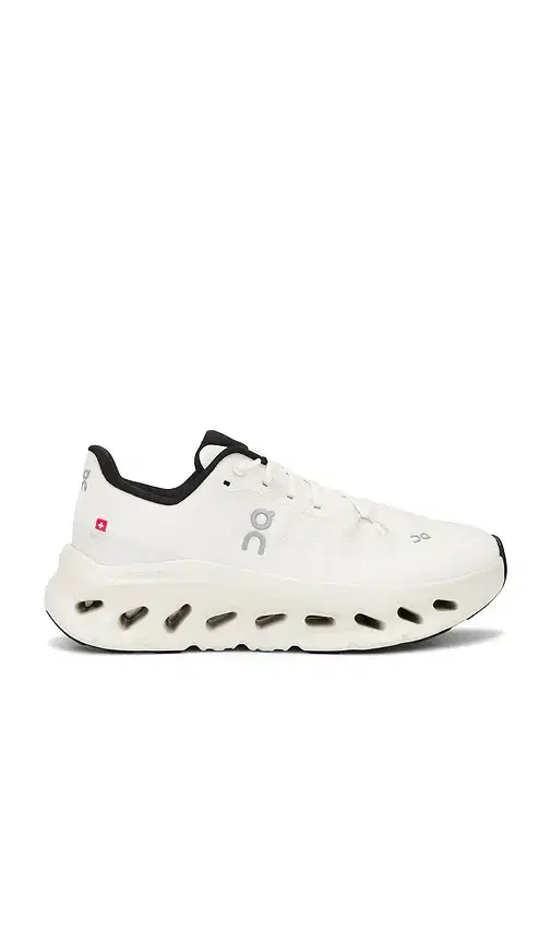 On Cloudtilt Sneaker