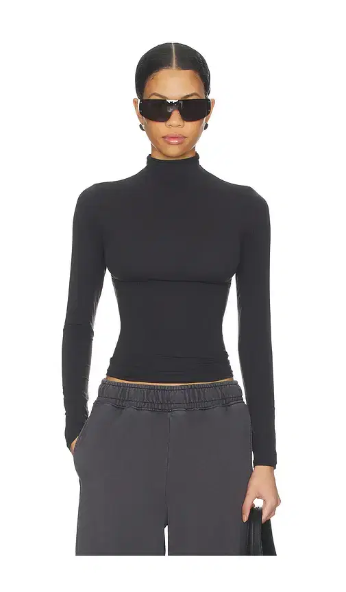 SKIMS Fits Everybody Turtleneck Top