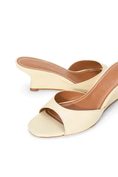 Staud Brigitte Wedge - Cream | Thumbnail 7