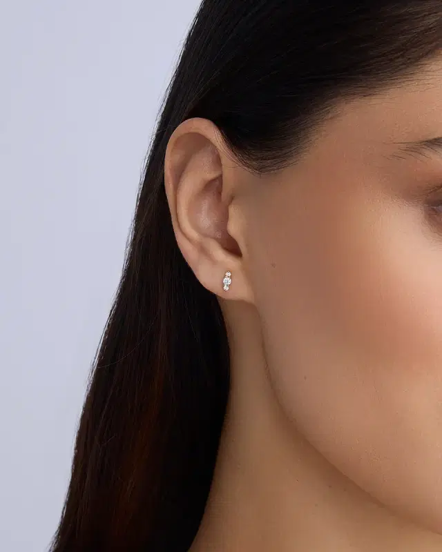Three Diamond Stud Earring in 18k Yellow Gold