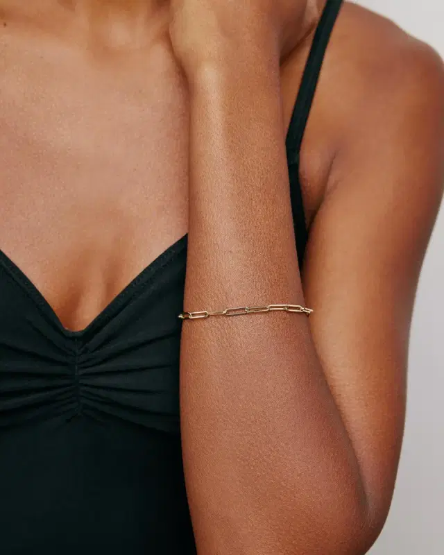 Long Link Charm Bracelet in 14K Yellow Gold