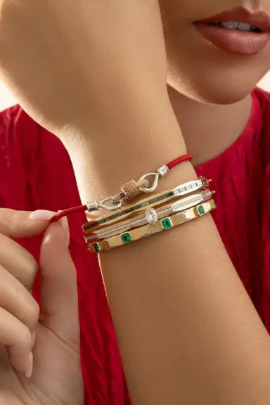 Marla Aaron The String Project Bracelet - Red Balloon | Thumbnail 3 Marla Aaron The String Project Bracelet - Red Balloon | Thumbnail 3