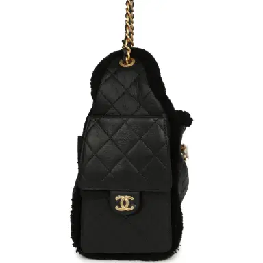 Chanel Chanel Small 25 Hobo Bag Black Crumpled Sheepskin and Shearling Antique Gold Hardware | Thumbnail 4 Chanel Chanel Small 25 Hobo Bag Black Crumpled Sheepskin and Shearling Antique Gold Hardware | Thumbnail 4