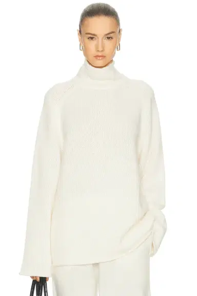 SRG Sukki Cashmere Oversized Turtleneck | Thumbnail 3