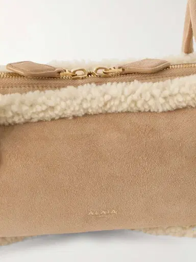 Alaïa Le Teckel Medium Shearling Shoulder Bag | Thumbnail 4