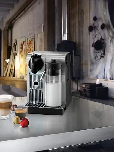 Nespresso by De'Longhi Nespresso Lattissima Pro Capsule Espresso and Cappuccino Machine - EN750.MB - Aluminum | Thumbnail 2 Nespresso by De'Longhi Nespresso Lattissima Pro Capsule Espresso and Cappuccino Machine - EN750.MB - Aluminum | Thumbnail 2