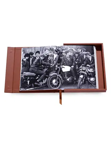 ASSOULINE The Impossible Collection Of Motorcycles (2nd Edition) | Thumbnail 5