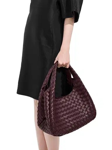 Bottega Veneta Women's Medium Campana Intrecciato Leather Shoulder Bag - Deep Mahogany | Thumbnail 2