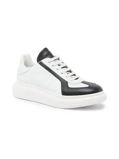 Alexander McQueen Men's Oversized Retro Leather Low-Top Sneakers - White Black | Thumbnail 2 Alexander McQueen Men's Oversized Retro Leather Low-Top Sneakers - White Black | Thumbnail 2