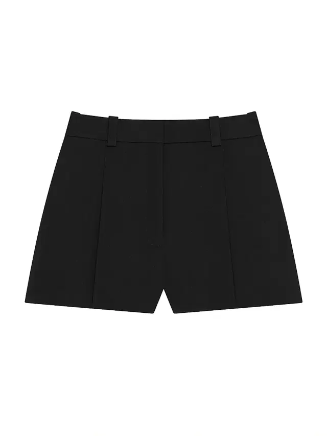 Givenchy Women's Pleated Shorts in Wool - Black