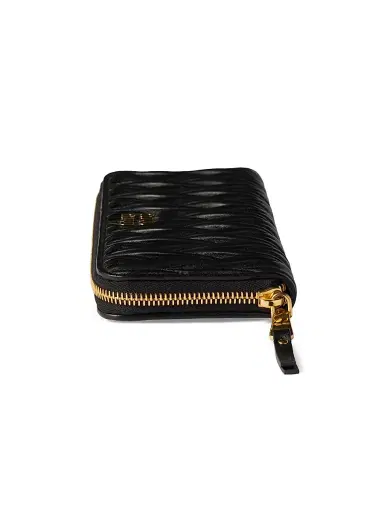 Miu Miu Women's Large Matelassé Nappa Leather Wallet - Black | Thumbnail 3