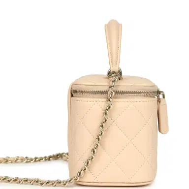 Chanel Chanel Small Top Handle Vanity Case Light Beige Lambskin Light Gold Hardware | Thumbnail 3