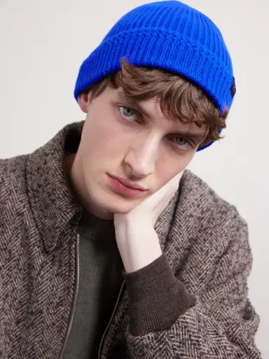 Tom Ford Ribbed Cashmere Beanie - Men | Thumbnail 4 Tom Ford Ribbed Cashmere Beanie - Men | Thumbnail 4