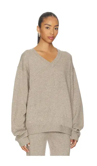 Skims Cashmere Oversized Boyfriend Sweater | Thumbnail 2 Skims Cashmere Oversized Boyfriend Sweater | Thumbnail 2