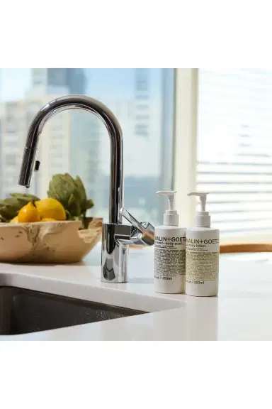 MALIN+GOETZ MALIN+GOETZ Rum Hand + Body Wash | Thumbnail 4