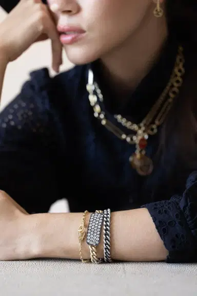 Foundrae Pave Diamond Sister Hook Small Mixed Clip Bracelet | Thumbnail 2 Foundrae Pave Diamond Sister Hook Small Mixed Clip Bracelet | Thumbnail 2