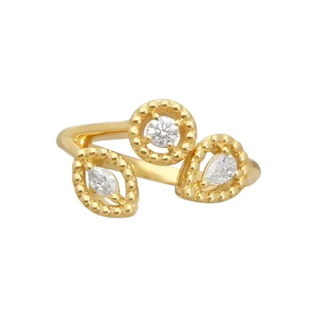 Roberto Coin Roberto Coin 18K Yellow Gold Dolcetto Three Stone Diamond Ring Sz. 6.5 by The Solist
