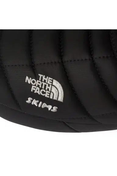 The North Face x SKIMS Thermoball Traction V Mule | Thumbnail 4 The North Face x SKIMS Thermoball Traction V Mule | Thumbnail 4