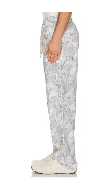 Legends Fairfax Sweatpant | Thumbnail 2