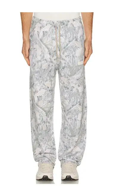 Legends Fairfax Sweatpant | Thumbnail 1