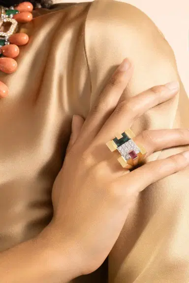 DAVID WEBB Green Tourmaline Step Cut Cubist Scaffold Ring | Thumbnail 4