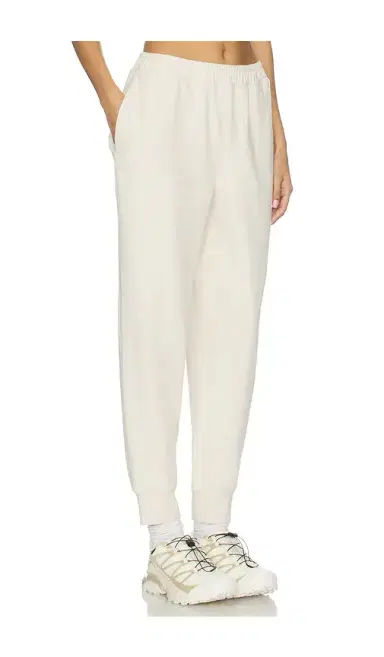 Varley Brushedrib Slim Cuff 25 Pant | Thumbnail 2