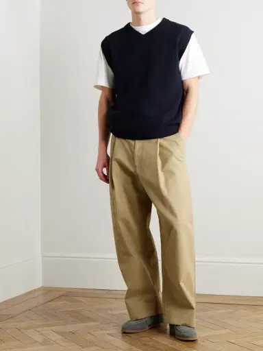 Sunspel Wool Sweater Vest - Men | Thumbnail 2