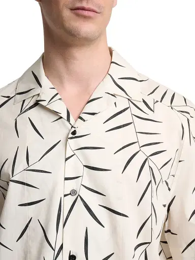 Jacquemus Men's Fonccio Printed Cotton Poplin Camp Shirt - White - Size 42 | Thumbnail 5