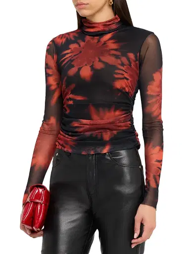 JBQ Women's Tyla Printed Turtleneck Top - Crimson Black | Thumbnail 3 JBQ Women's Tyla Printed Turtleneck Top - Crimson Black | Thumbnail 3