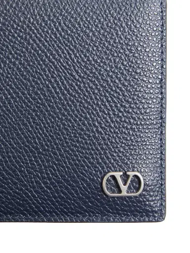 Valentino Garavani Men's VLogo Signature Grainy Calfskin Wallet | Thumbnail 5 Valentino Garavani Men's VLogo Signature Grainy Calfskin Wallet | Thumbnail 5