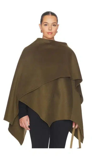 L'Academie Kye Wool Cape | Thumbnail 2