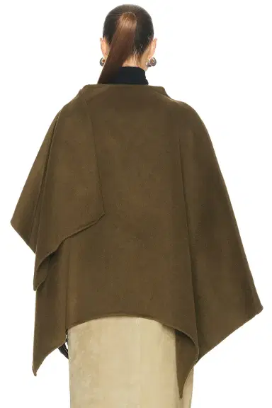 L'Academie Kye Wool Cape | Thumbnail 6