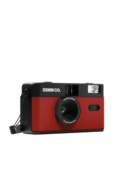 35mm Co. The Reloader Reusable Film Camera | Thumbnail 2 35mm Co. The Reloader Reusable Film Camera | Thumbnail 2