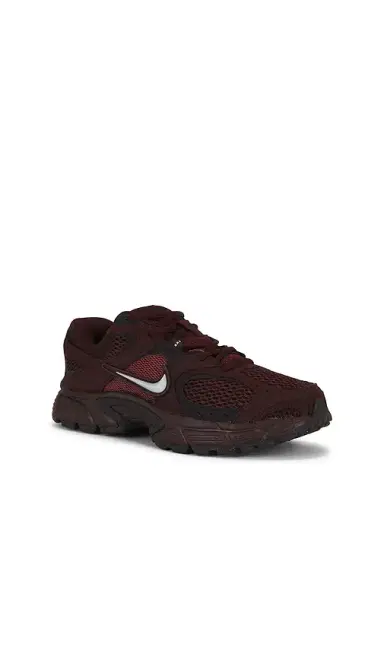 Nike V5 Runner Sneaker | Thumbnail 2 Nike V5 Runner Sneaker | Thumbnail 2