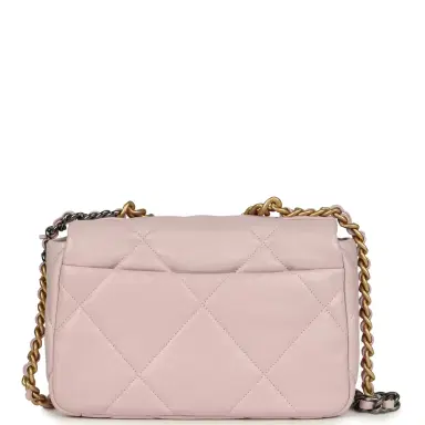 Chanel Chanel Medium 19 Flap Bag Light Pink Shiny Lambskin Mixed Metal Hardware | Thumbnail 4