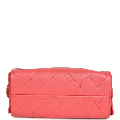 Chanel Chanel Mini 25 Hobo Bag Coral Pink Caviar Antique Gold Hardware | Thumbnail 7 Chanel Chanel Mini 25 Hobo Bag Coral Pink Caviar Antique Gold Hardware | Thumbnail 7