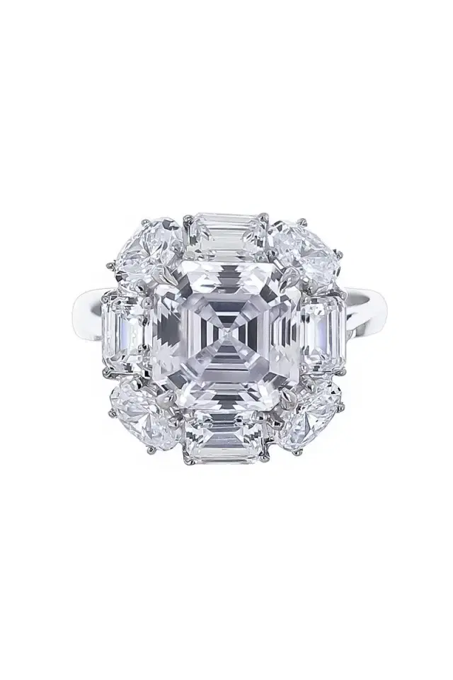 FANTASIA by DESERIO Cushion Cut Center Halo Ring