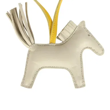 HERMÈS Hermes Rodeo Robeo 24 Charm PM Craie, Terre, Jaune de Naples Milo Lambskin | Thumbnail 5
