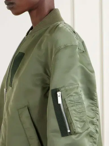 Sacai Pleated Padded Shell Bomber Jacket | Thumbnail 5