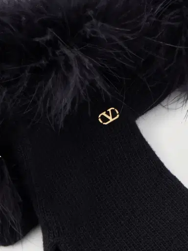 Valentino Garavani Feather-trimmed Wool Gloves | Thumbnail 2 Valentino Garavani Feather-trimmed Wool Gloves | Thumbnail 2