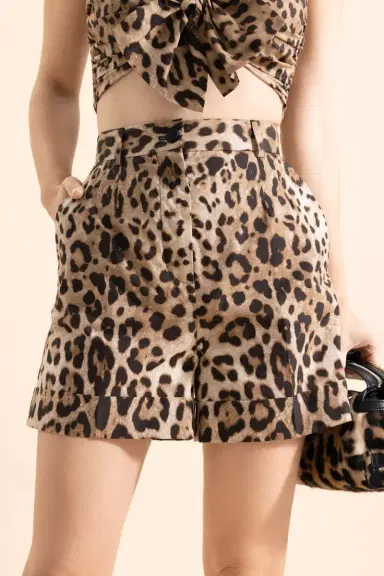 Dolce & Gabbana Leopard Printed Short | Thumbnail 3 Dolce & Gabbana Leopard Printed Short | Thumbnail 3